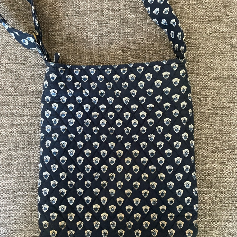 Vera Bradley Shoulder Bag with Matching wallet in gently used condition - Picture 4 of 4